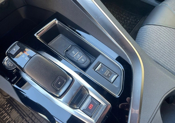 Peugeot 5008 cena 133900 przebieg: 32095, rok produkcji 2023 z Trzemeszno małe 232